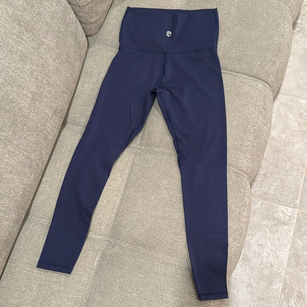 Born primitive maternity leggings.